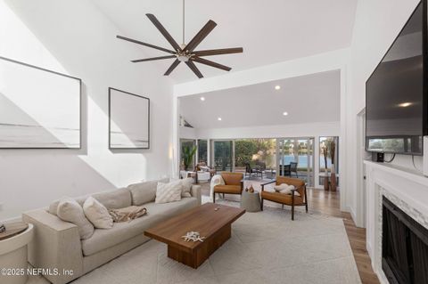 Single Family Residence in Ponte Vedra Beach FL 1 LAKE JULIA Drive 9.jpg
