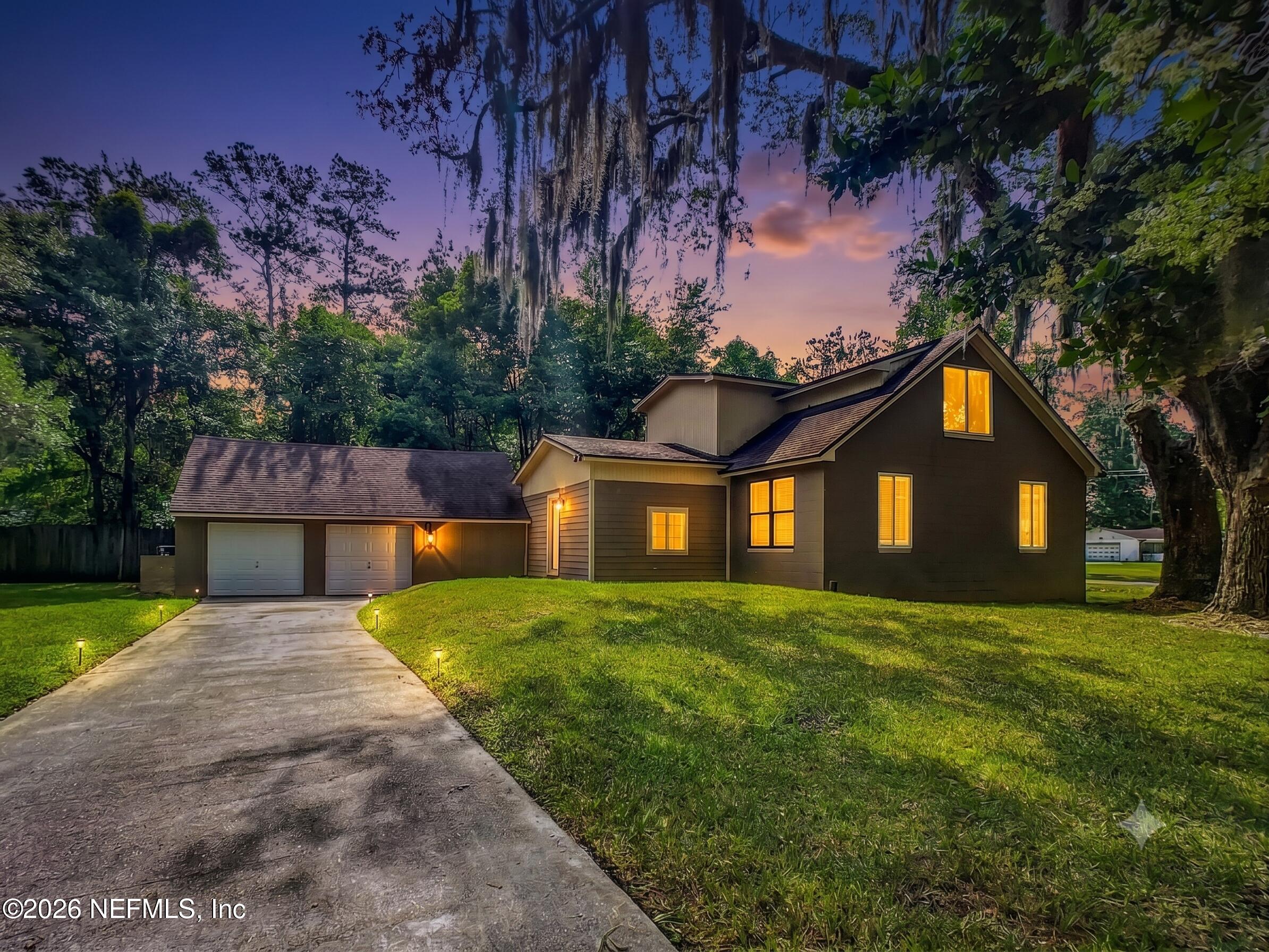 9777 Carbondale Dr, Jacksonville, FL 32208
