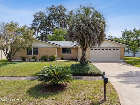 Single Family Residence in Jacksonville FL 1091 KNOLL Cove.jpg