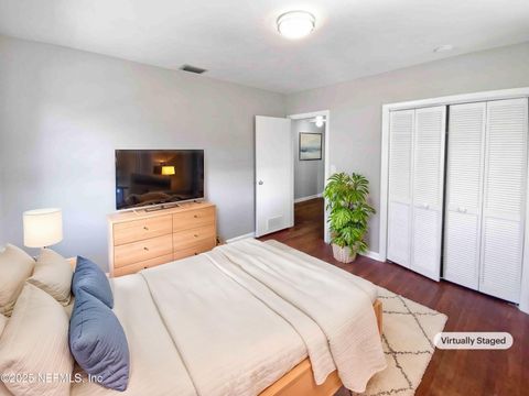 Single Family Residence in Jacksonville FL 6610 BLACKWOOD Drive 3.jpg