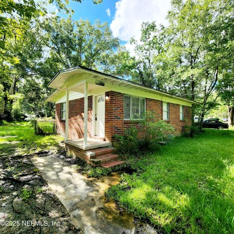 Single Family Residence in Jacksonville FL 6289 PETTIFORD Drive.jpg