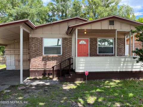 Single Family Residence in Jacksonville FL 737 MINNIE Street.jpg