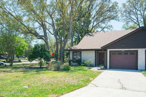 Townhouse in Jacksonville FL 11332 SAWMILL Road.jpg