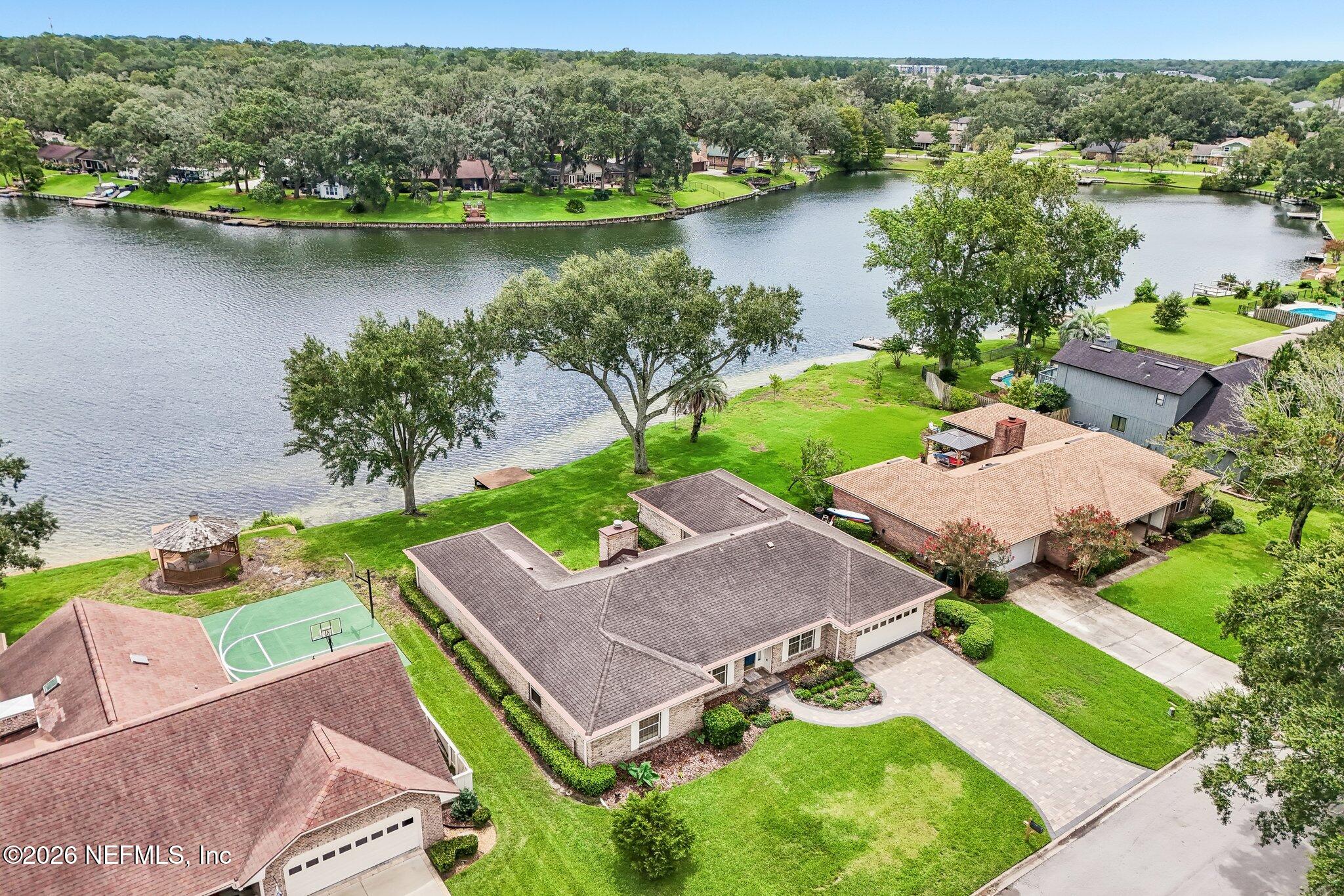 3331 Hidden Lake Dr, Jacksonville, FL 32216