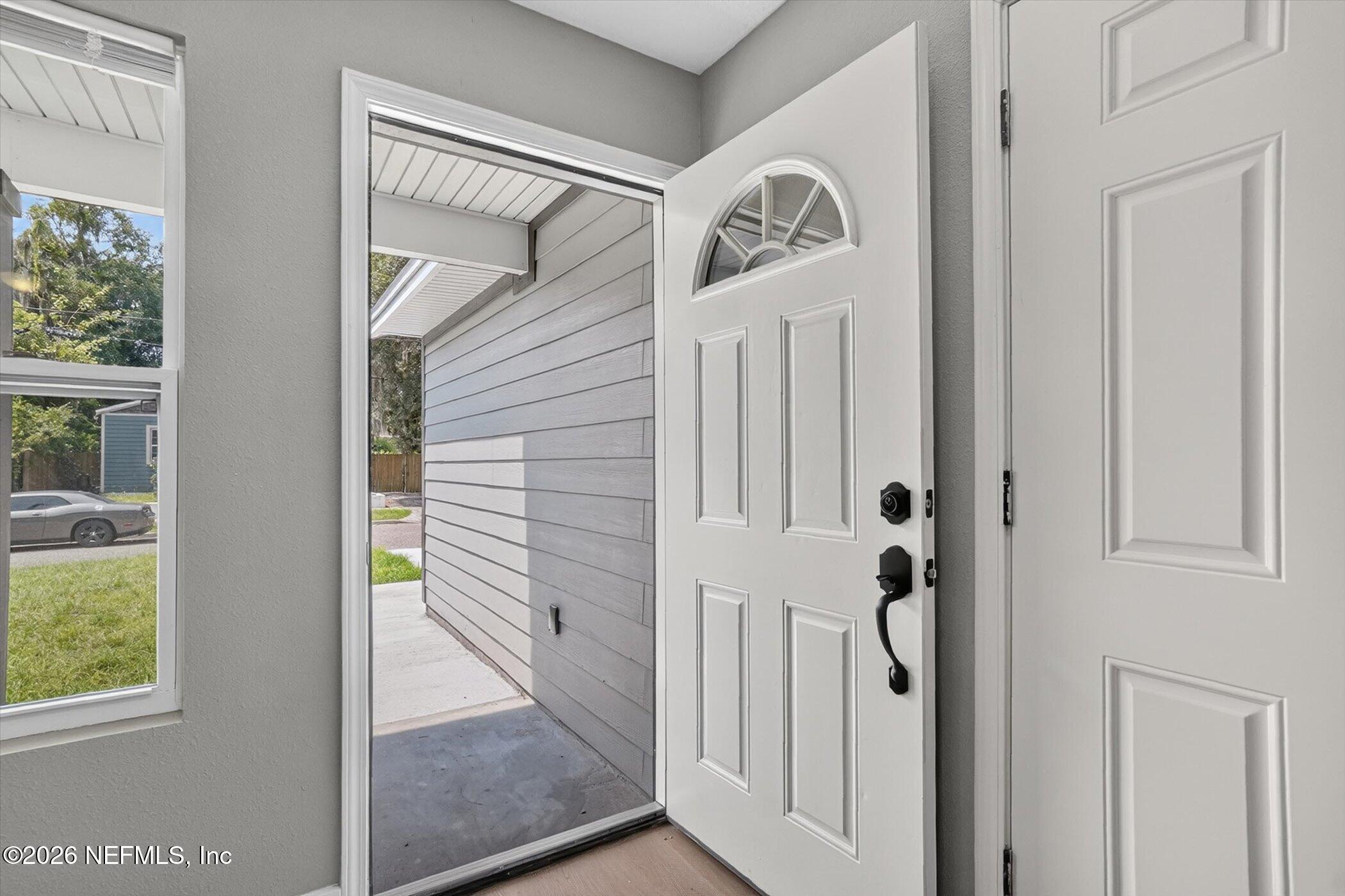 25 E 31 St, Jacksonville, FL 32206 photo