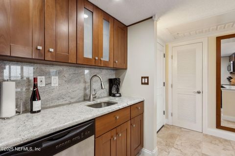 Condominium in Fernandina Beach FL 278 SANDCASTLES Court 11.jpg