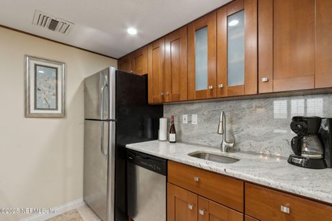 Condominium in Fernandina Beach FL 278 SANDCASTLES Court 10.jpg