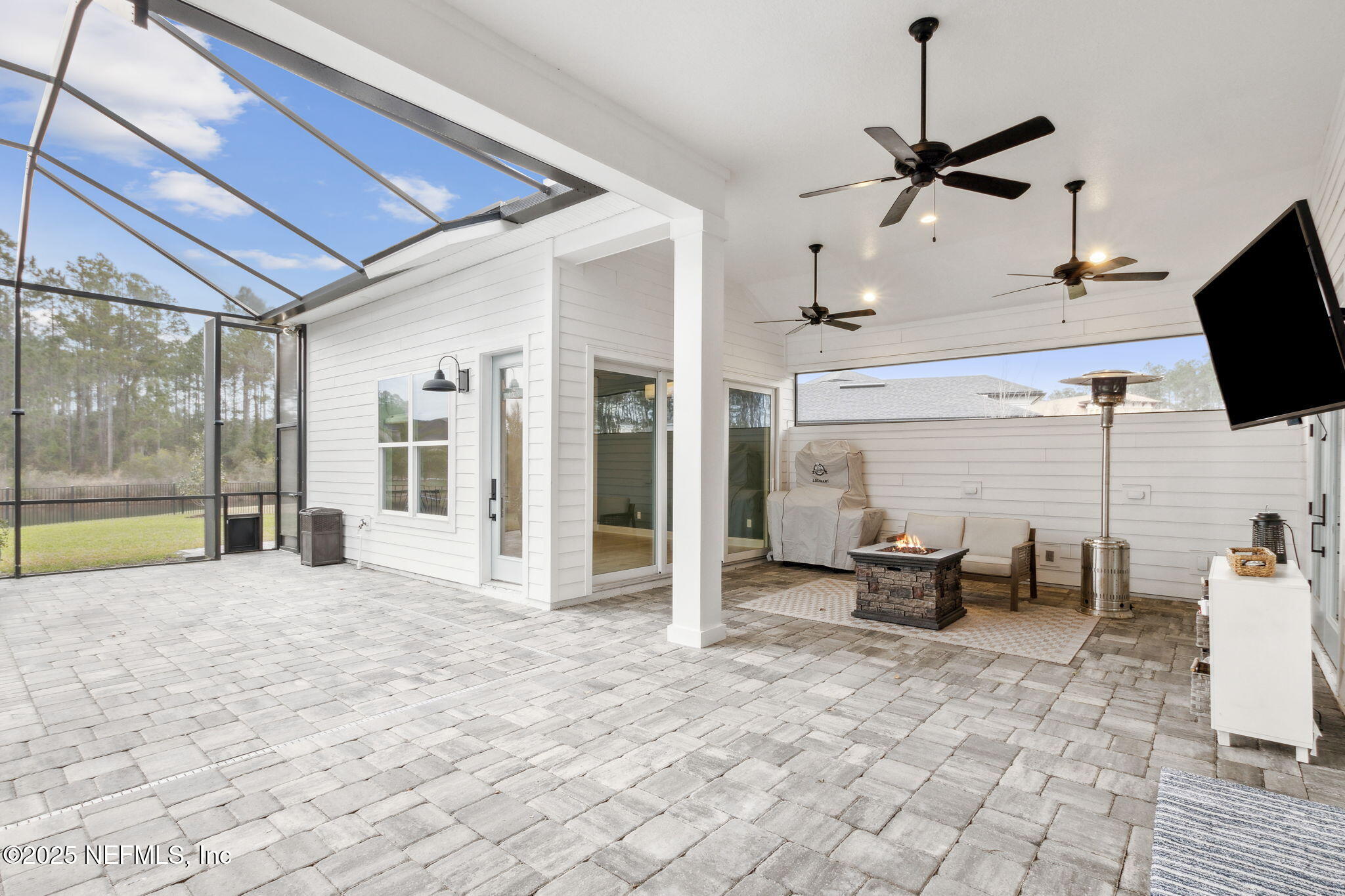 Single Family Residence in Fernandina Beach FL 95145 SWEETBERRY Way 39.jpg