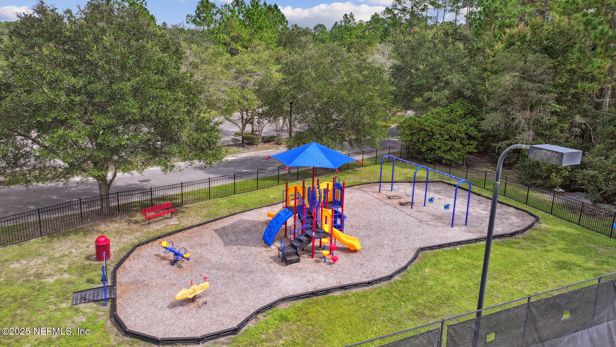 Single Family Residence in Fernandina Beach FL 95145 SWEETBERRY Way 52.jpg