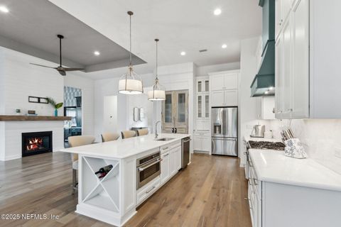Single Family Residence in Fernandina Beach FL 95145 SWEETBERRY Way 14.jpg