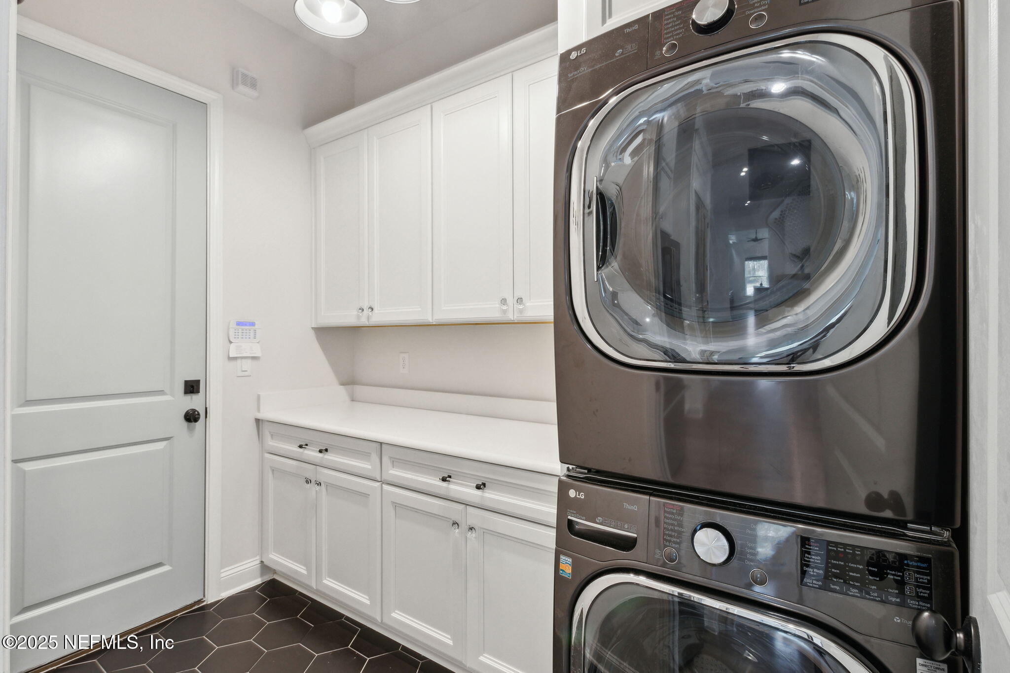 Single Family Residence in Fernandina Beach FL 95145 SWEETBERRY Way 38.jpg