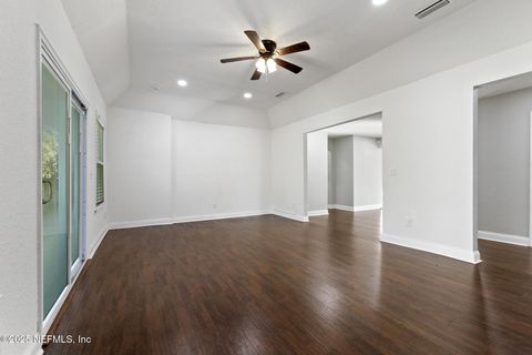 Single Family Residence in Jacksonville FL 4817 RAMONA Boulevard 15.jpg
