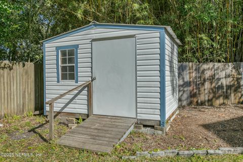 Single Family Residence in Jacksonville FL 4817 RAMONA Boulevard 35.jpg
