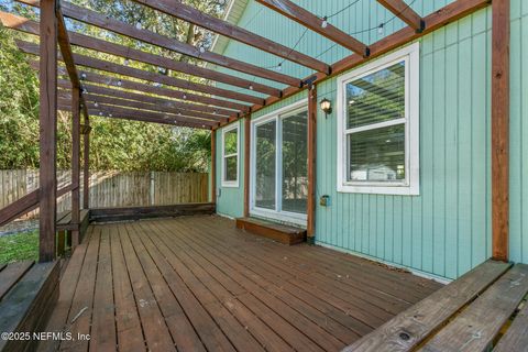 Single Family Residence in Jacksonville FL 4817 RAMONA Boulevard 31.jpg