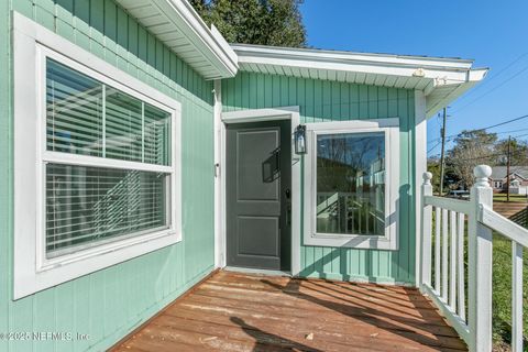 Single Family Residence in Jacksonville FL 4817 RAMONA Boulevard 5.jpg