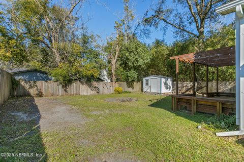 Single Family Residence in Jacksonville FL 4817 RAMONA Boulevard 33.jpg
