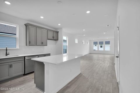 Single Family Residence in Yulee FL 565 CONTINUUM Loop 5.jpg