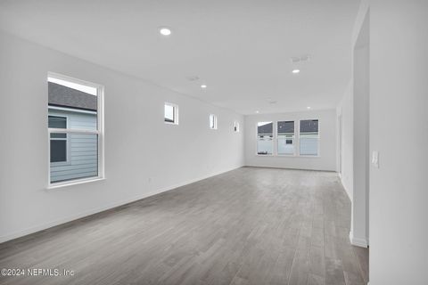 Single Family Residence in Yulee FL 565 CONTINUUM Loop 6.jpg