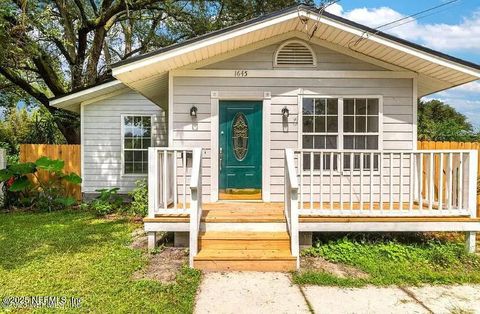 Single Family Residence in Jacksonville FL 1645 PARKWOOD Street.jpg