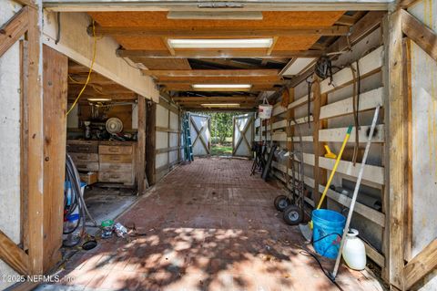 Single Family Residence in Keystone Heights FL 50 SE FOREST Street 47.jpg