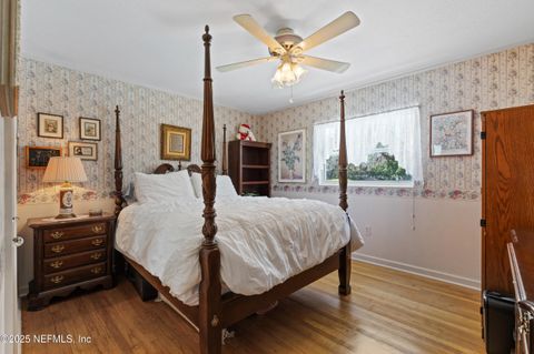 Single Family Residence in Keystone Heights FL 50 SE FOREST Street 21.jpg