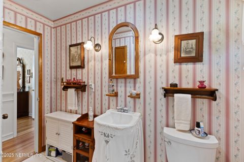 Single Family Residence in Keystone Heights FL 50 SE FOREST Street 20.jpg
