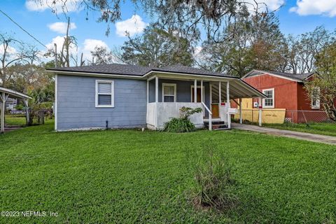 Single Family Residence in Jacksonville FL 936 SARANAC Street.jpg