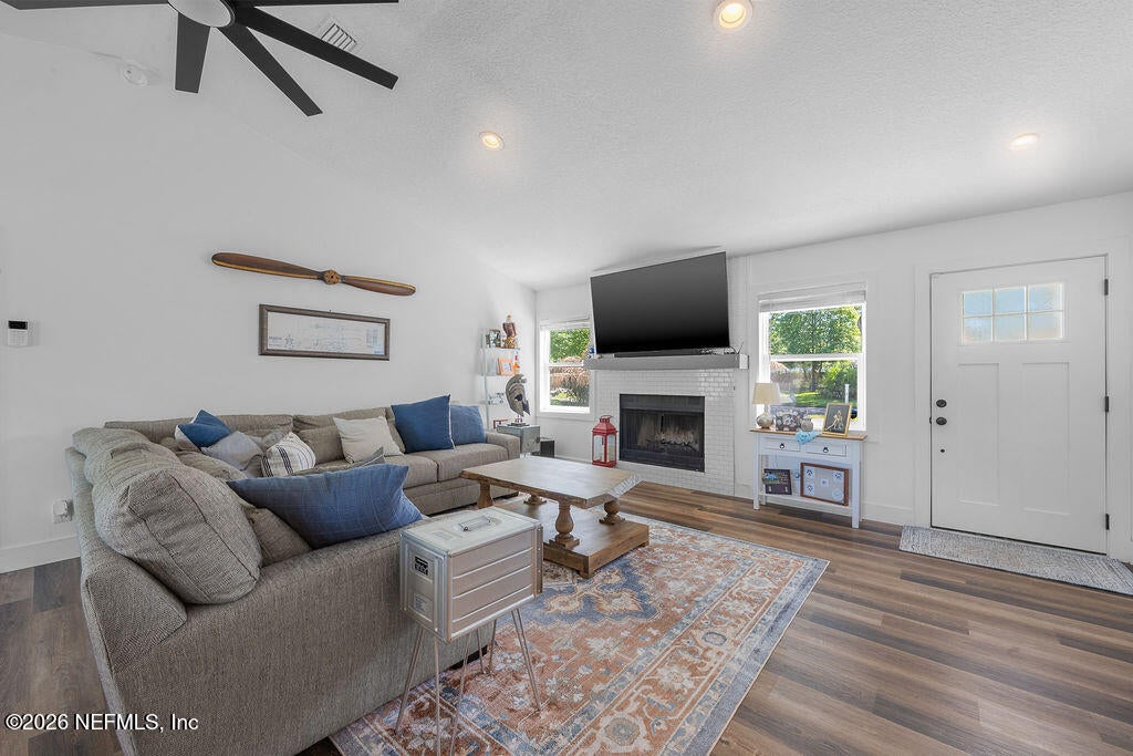 180 Cockatiel Dr, Jacksonville, FL 32225 photo