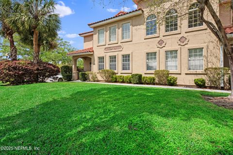 Townhouse in Jacksonville FL 3852 LA VISTA Circle.jpg