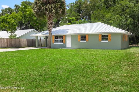 Single Family Residence in East Palatka FL 110 PLEASANT Drive.jpg