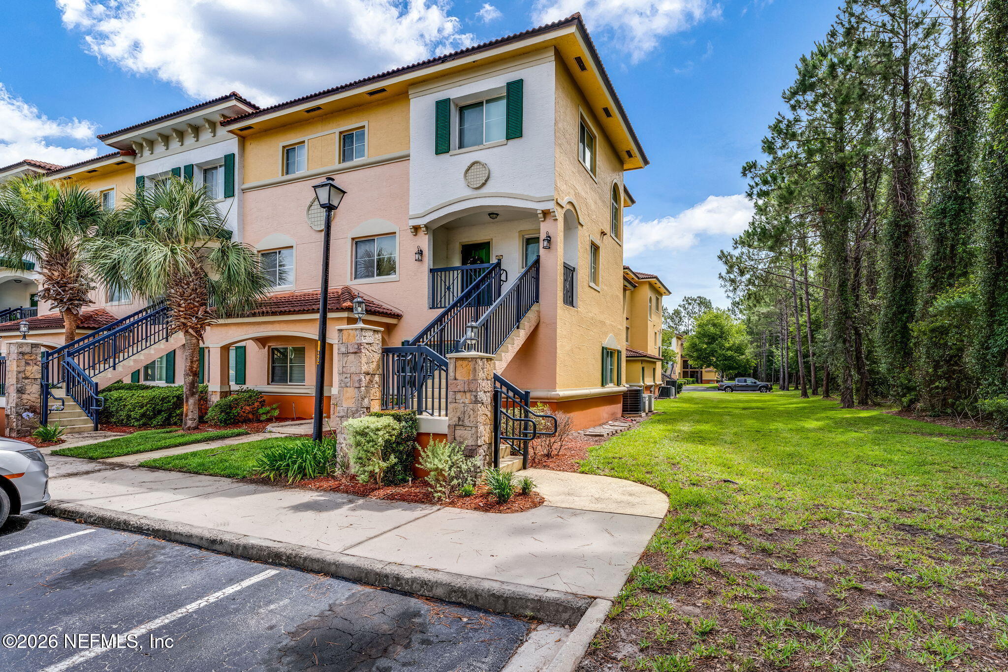 9745 Touchton Rd, Jacksonville, FL 32246