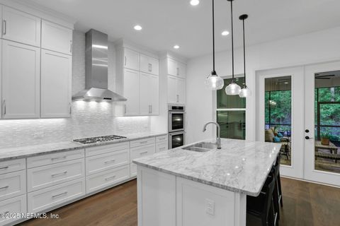 Single Family Residence in Jacksonville FL 2995 BARI Court 9.jpg