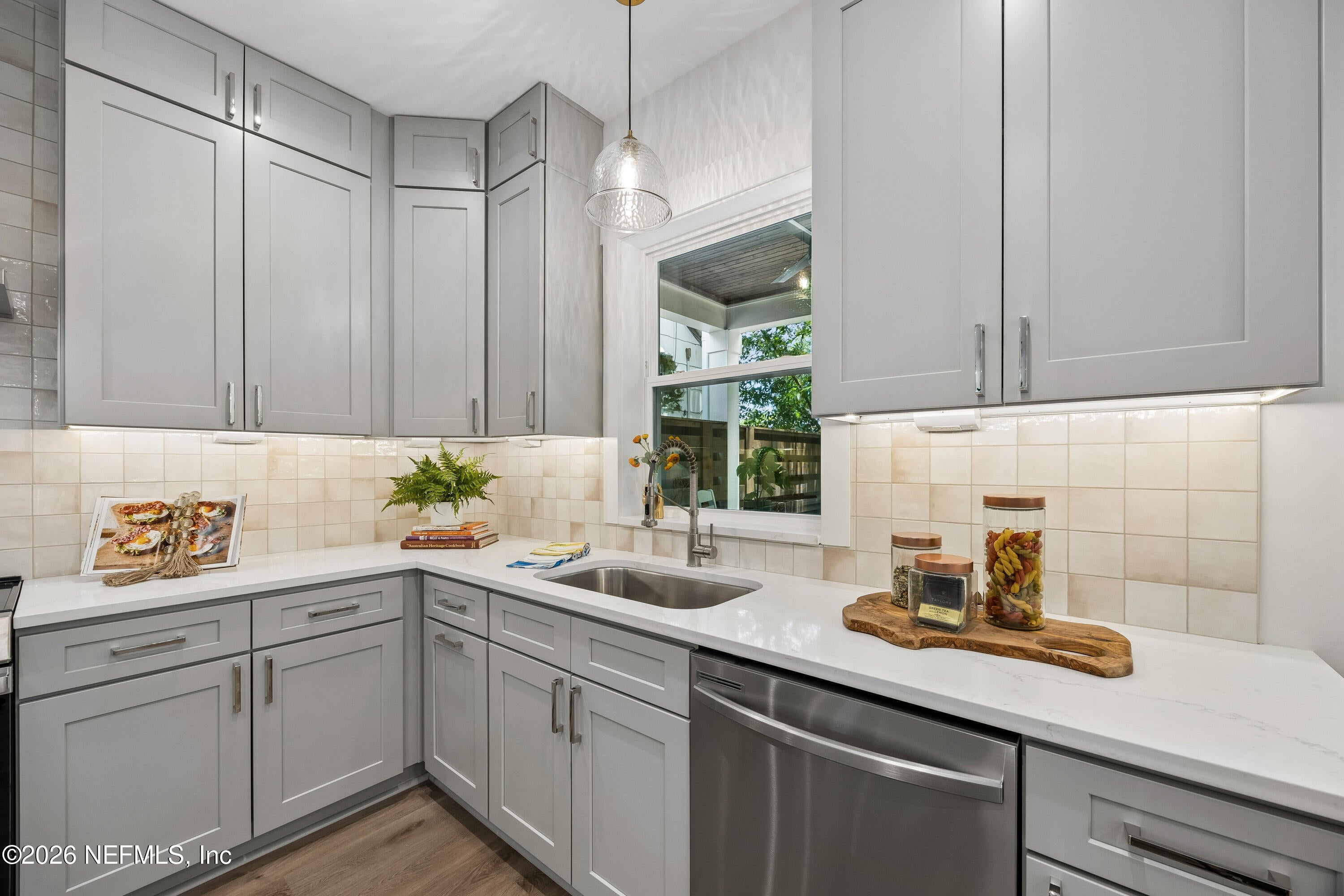 708 S 9 St, Fernandina Beach, FL 32034 photo