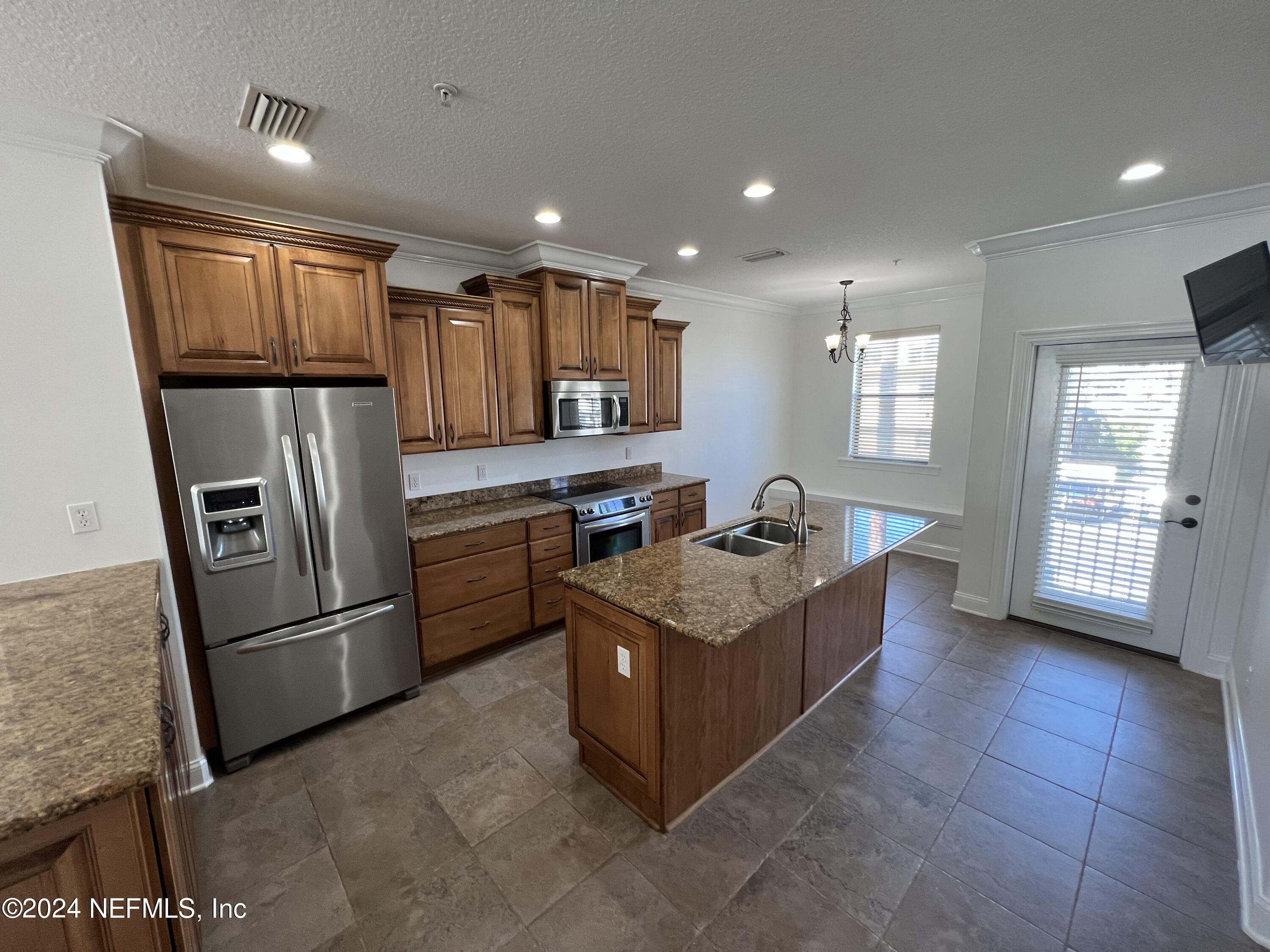 905 2nd St #C, Jacksonville Beach, FL 32250 photo