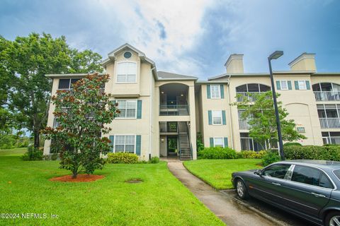 Condominium in Ponte Vedra Beach FL 300 SANDIRON Circle.jpg