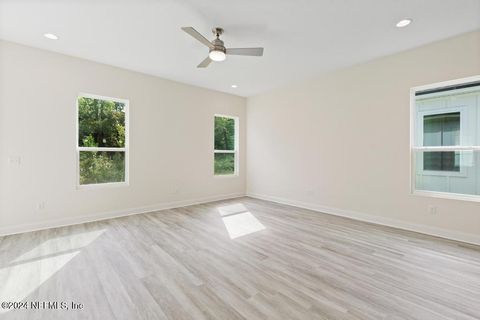 Single Family Residence in Jacksonville FL 7856 DRIGGERS Street 11.jpg