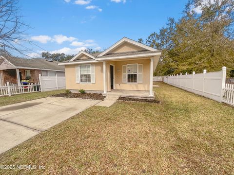 Single Family Residence in Jacksonville FL 2271 W 2ND Street.jpg