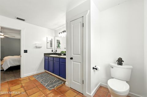 Single Family Residence in Jacksonville Beach FL 10 QUAIL Lane 18.jpg