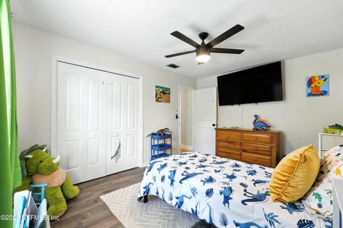 Single Family Residence in Jacksonville Beach FL 10 QUAIL Lane 24.jpg