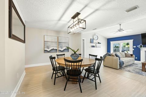Single Family Residence in Jacksonville Beach FL 10 QUAIL Lane 16.jpg