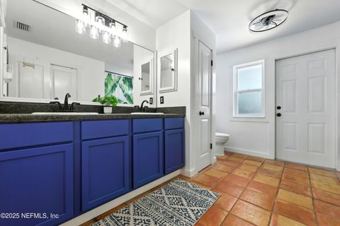 Single Family Residence in Jacksonville Beach FL 10 QUAIL Lane 19.jpg