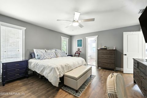 Single Family Residence in Jacksonville Beach FL 10 QUAIL Lane 17.jpg