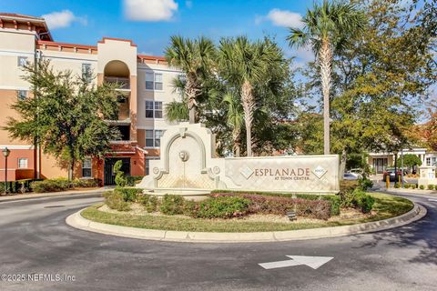 Condominium in Jacksonville FL 10435 MIDTOWN Parkway.jpg