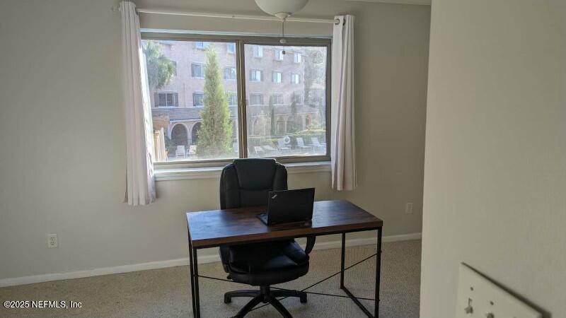 Condominium in Jacksonville FL 5375 ORTEGA FARMS Boulevard #707 5.jpg