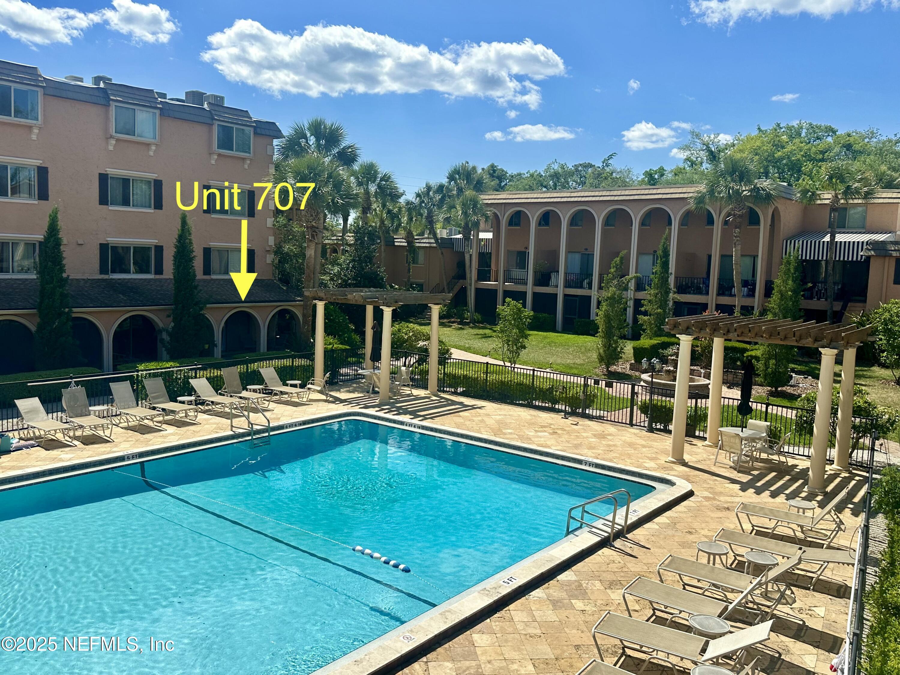 Condominium in Jacksonville FL 5375 ORTEGA FARMS Boulevard #707 0.jpg