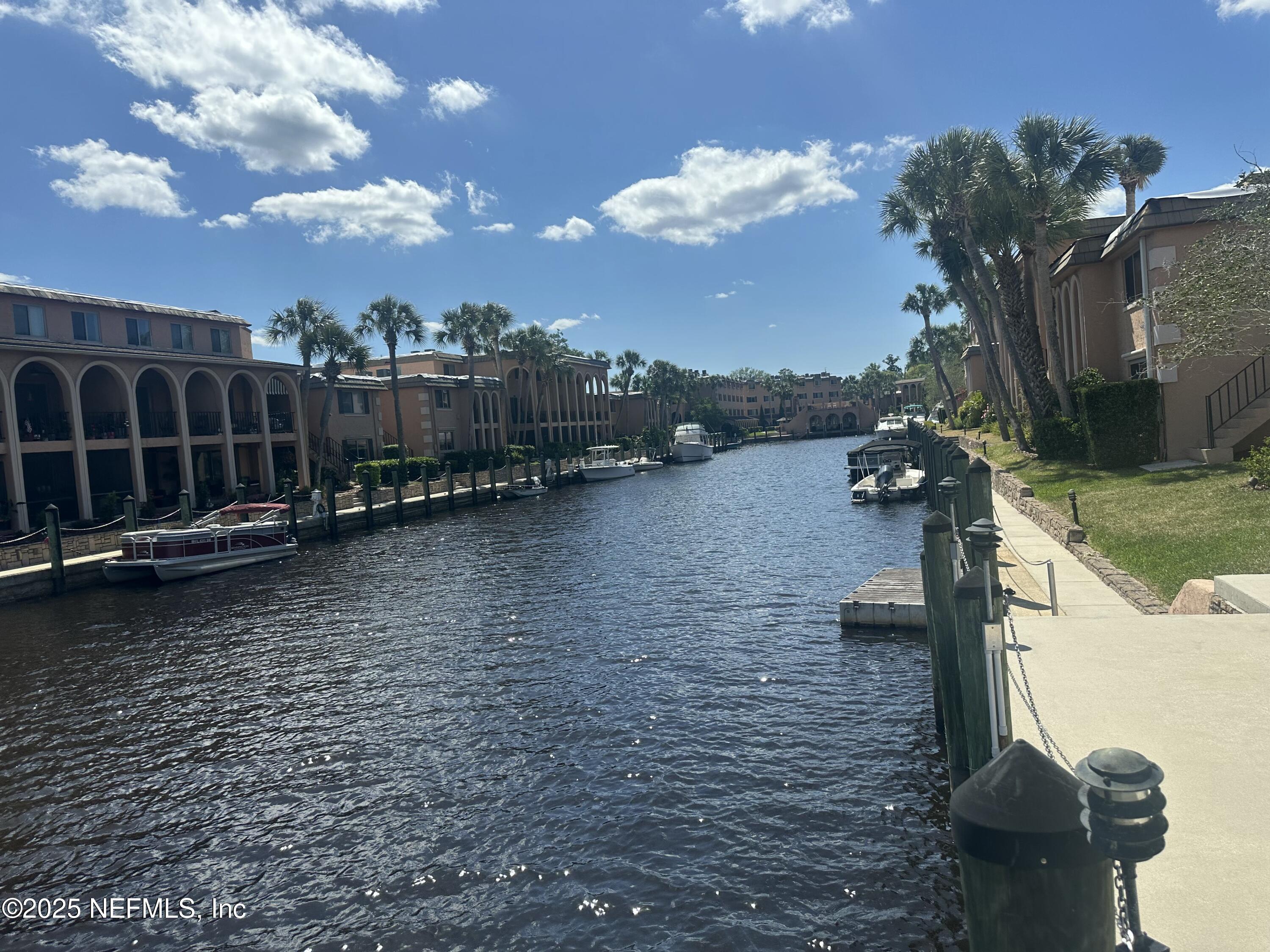 Condominium in Jacksonville FL 5375 ORTEGA FARMS Boulevard #707 24.jpg