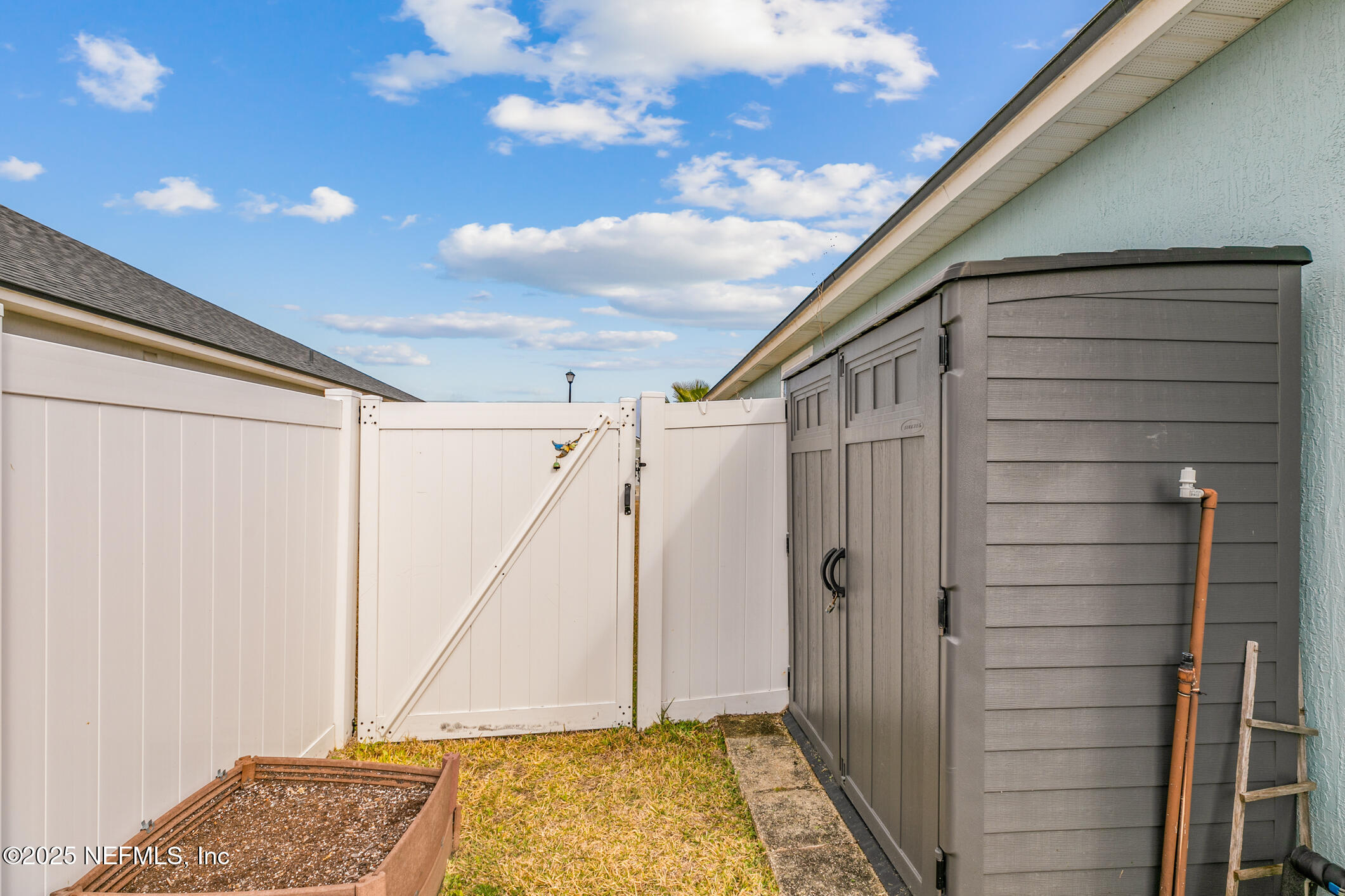 Single Family Residence in Fernandina Beach FL 85464 AMARYLLIS Court 41.jpg