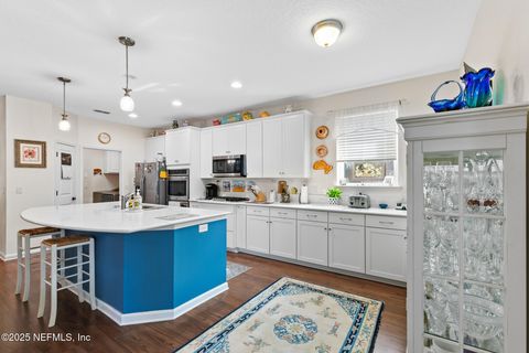 Single Family Residence in Fernandina Beach FL 85464 AMARYLLIS Court 11.jpg