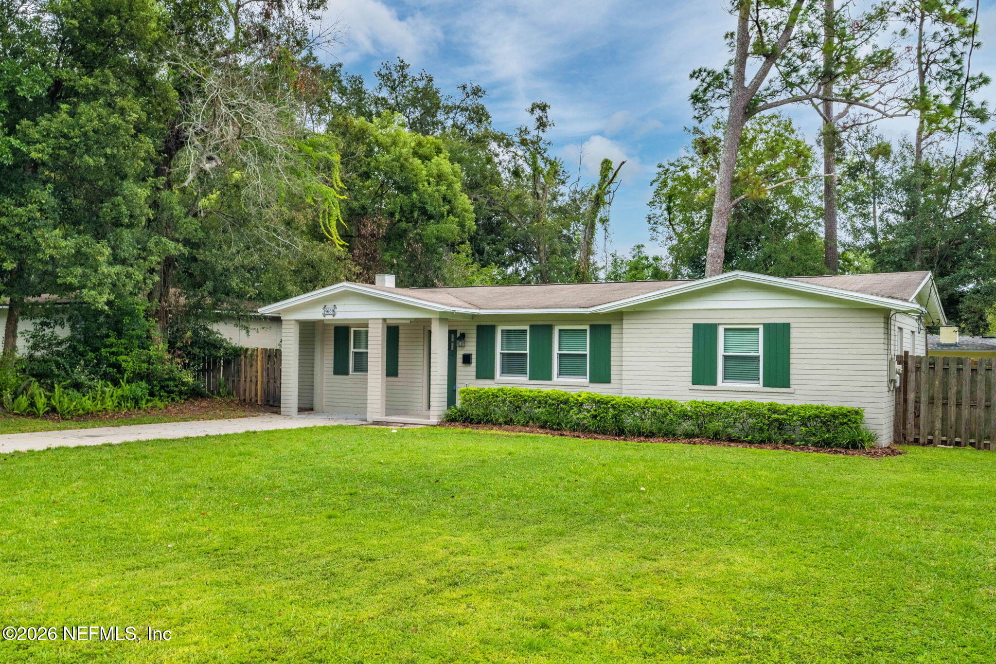 4660 Martingale Rd, Jacksonville, FL 32210 photo
