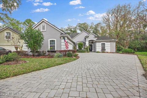 Single Family Residence in Jacksonville FL 7881 HEATHER LAKE Court.jpg